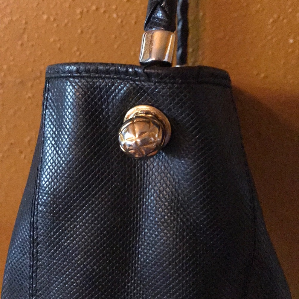 Vintage Bottega Veneta Black Bucket Shoulder Bag - Picture 6 of 9